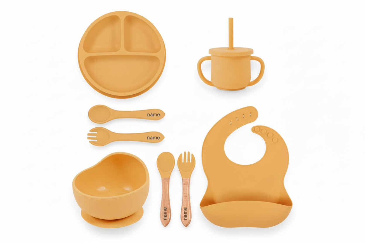 Yellow baby吃饭 set with name printing option on a white background